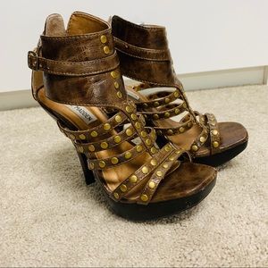 Steve Madden brown studded heels